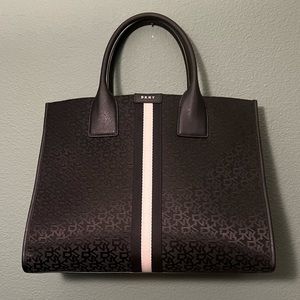 DKNY Logo Jacquard Carlita LG Book Tote Bag